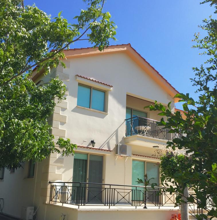 Himonas Apartments Писури Екстериор снимка