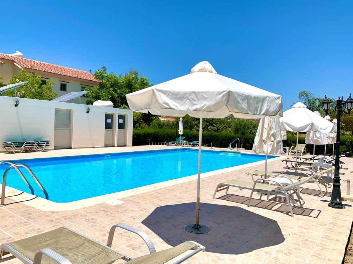 Himonas Apartments Писури Екстериор снимка